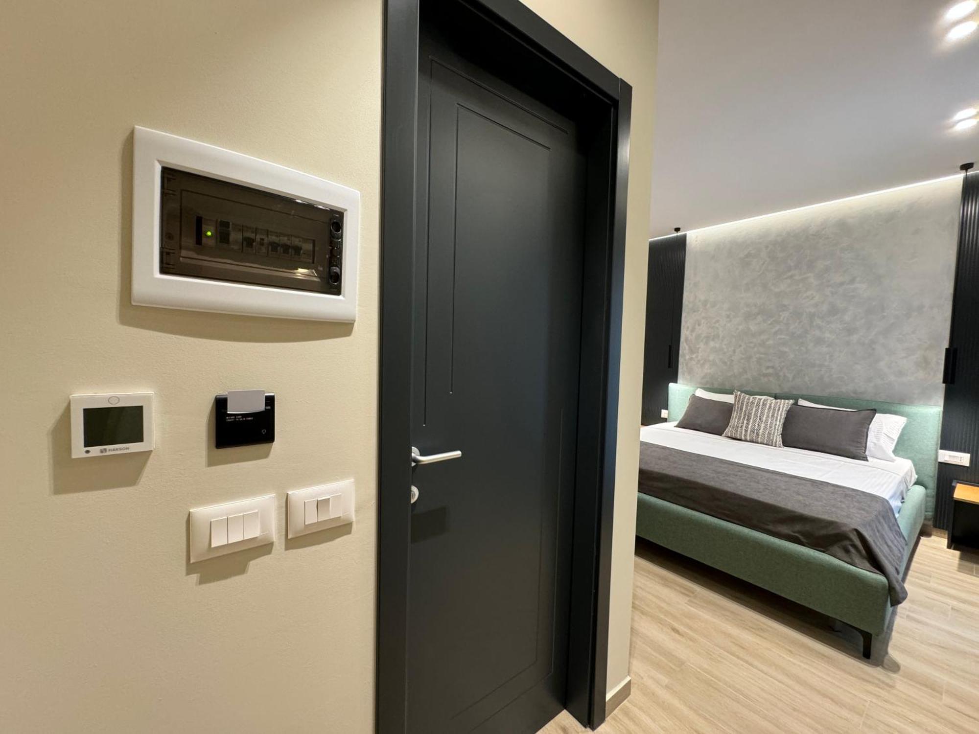 Twins Hotel Vlorë Eksteriør billede