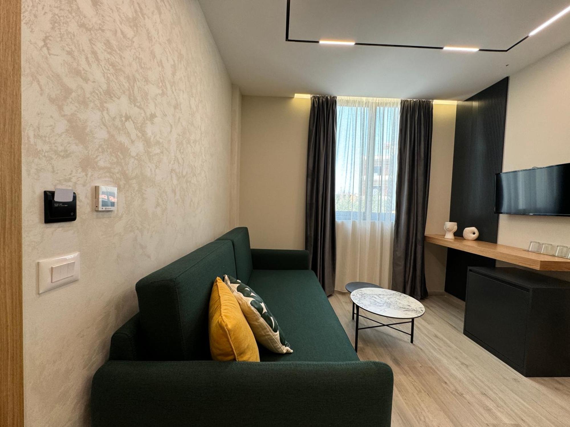 Twins Hotel Vlorë Eksteriør billede