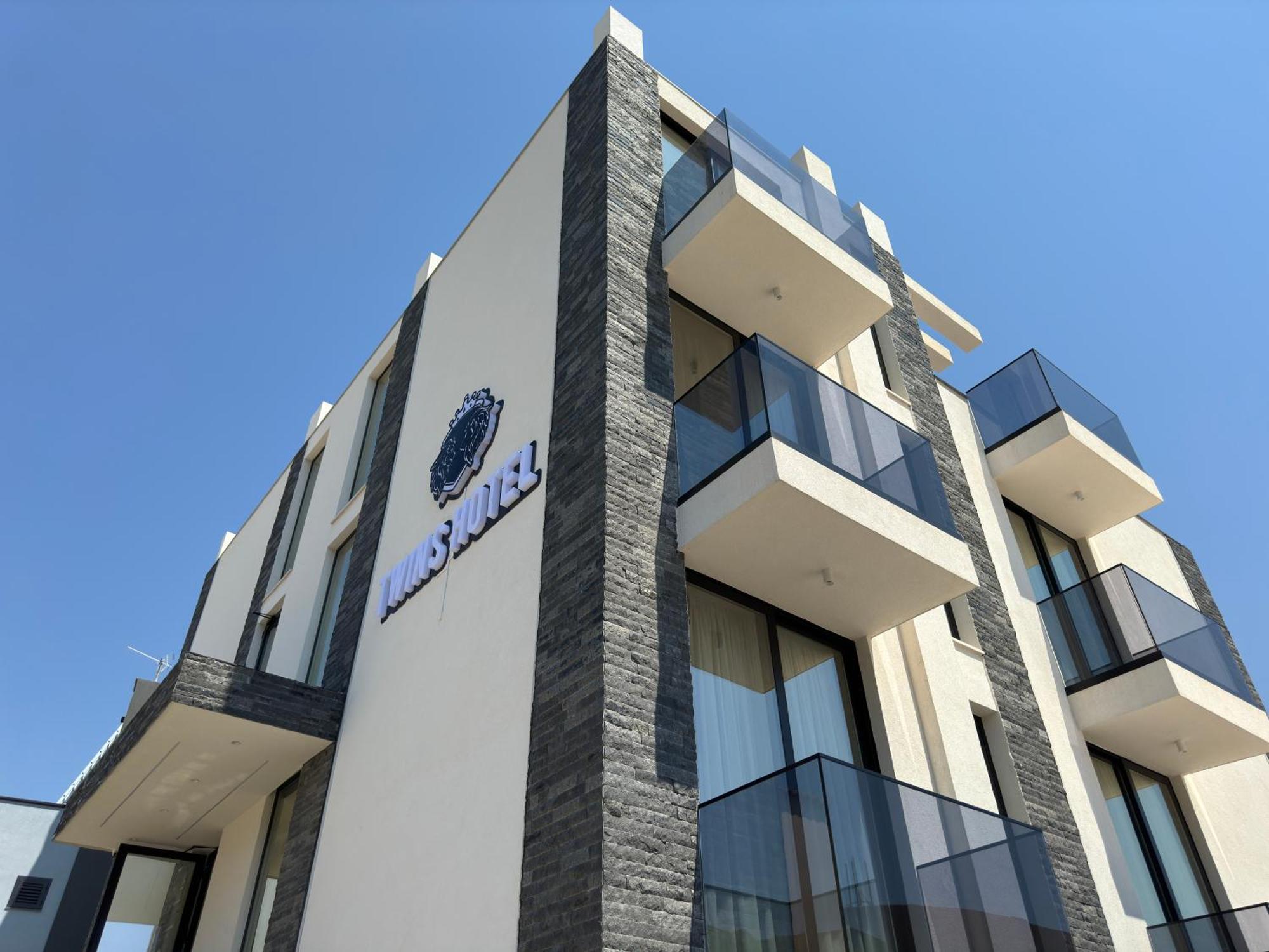 Twins Hotel Vlorë Eksteriør billede