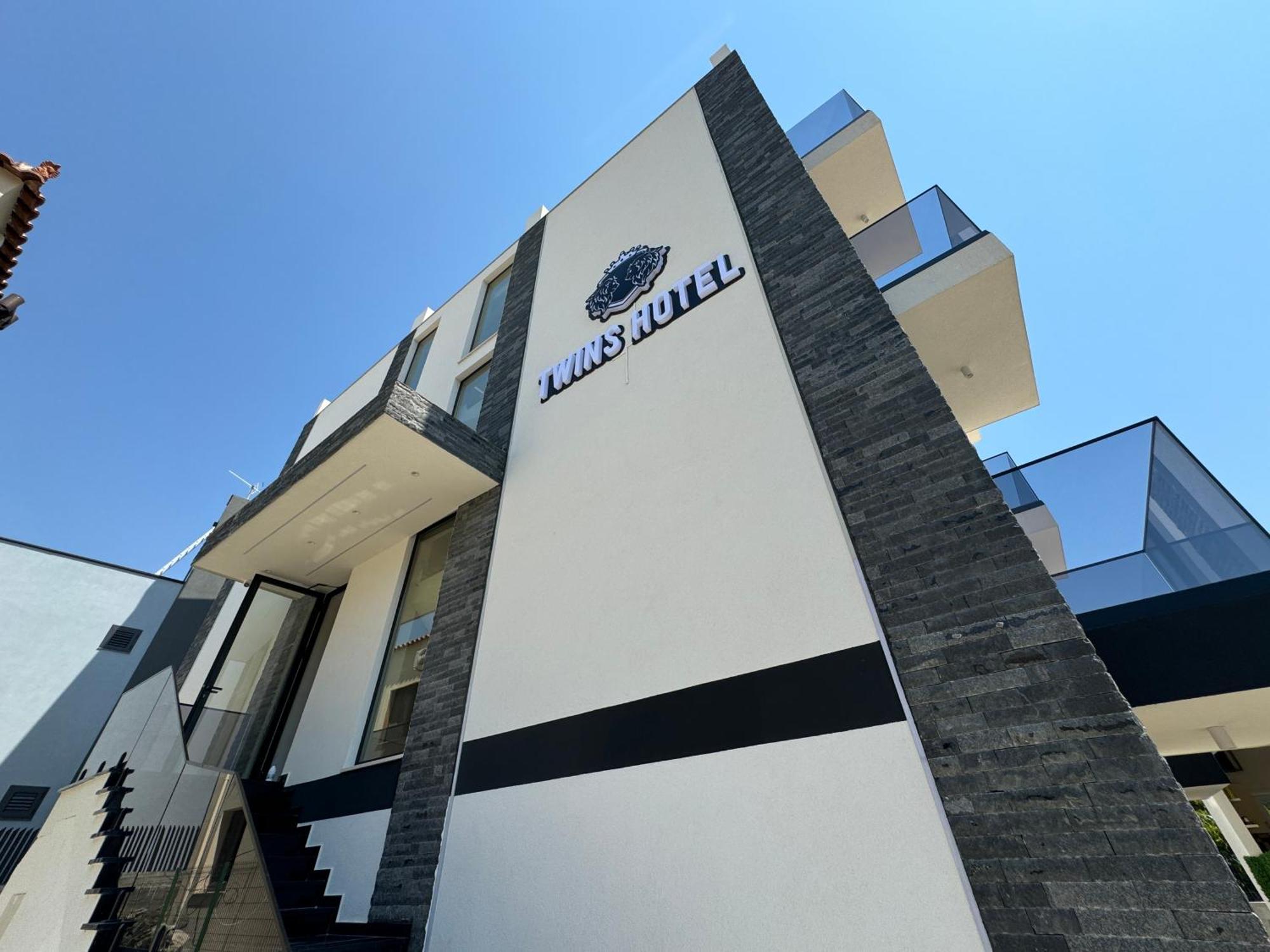 Twins Hotel Vlorë Eksteriør billede